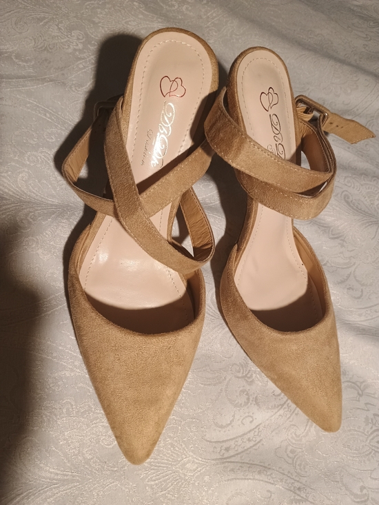 no brand Shoes - Women’s Tan Suede Pointed-Toe Strappy Heels